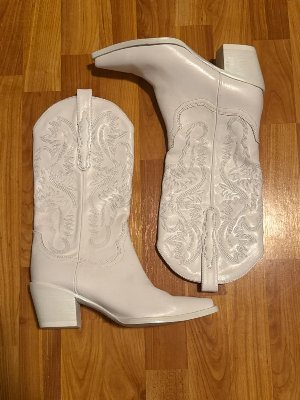 Jeffery Campbell white Dagget cowboy boot size 9 NEW - Picture 2 of 7